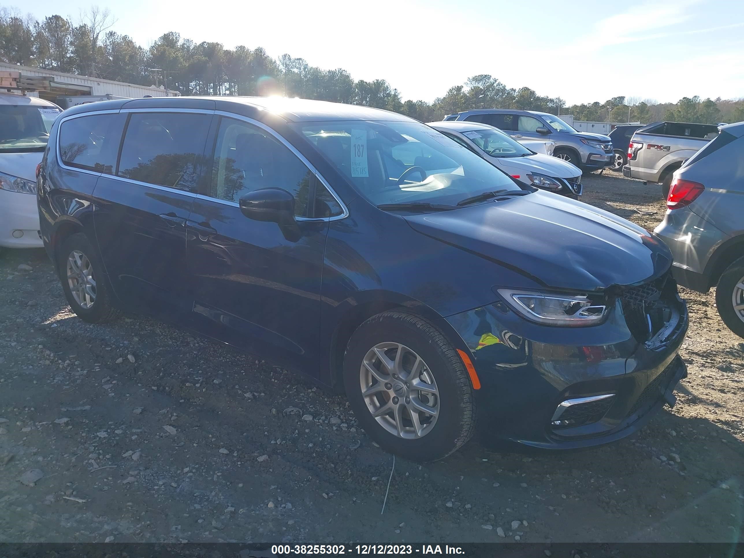 Photo 12 VIN: 2C4RC1BG4PR582022 - CHRYSLER PACIFICA 