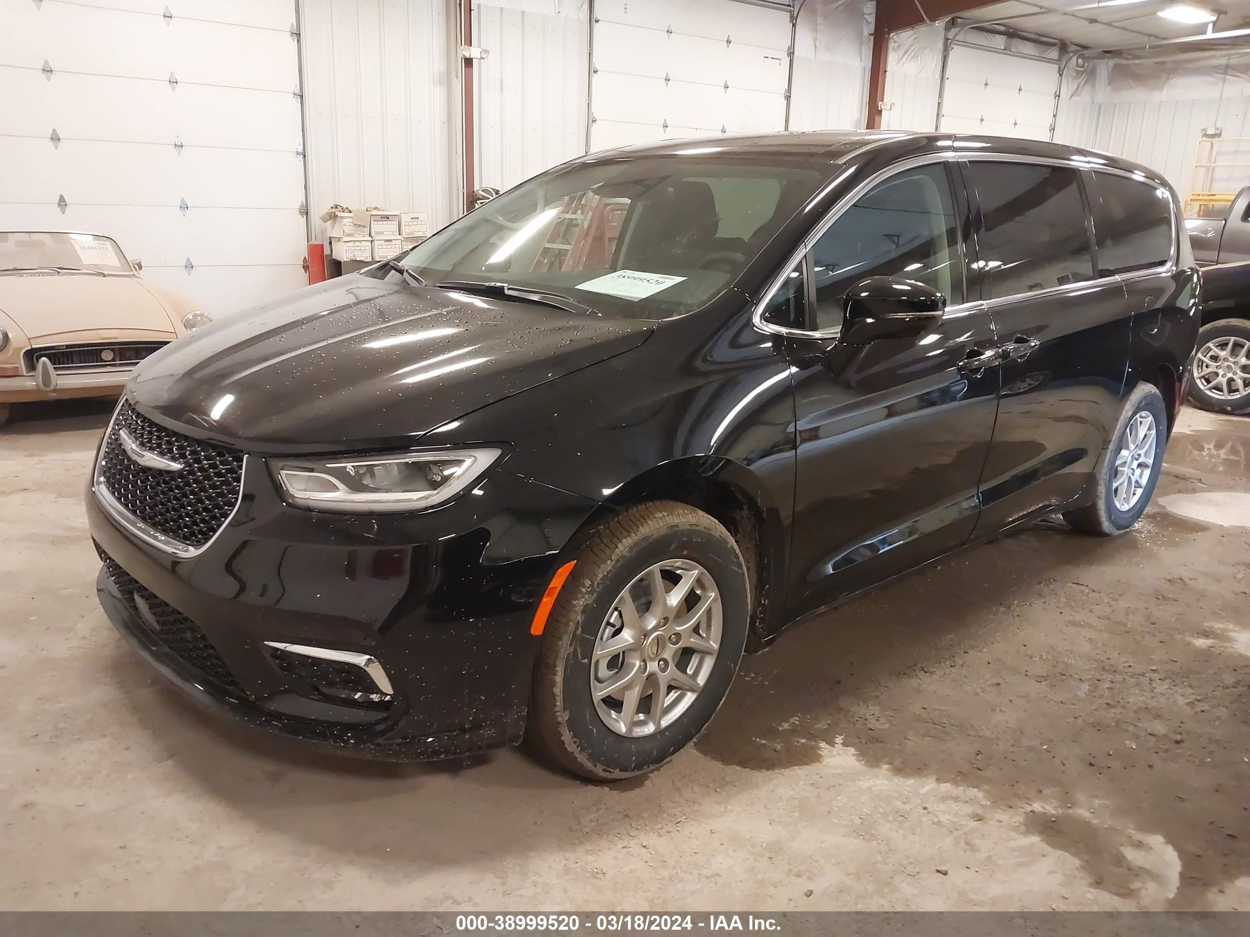 Photo 1 VIN: 2C4RC1BG4RR132566 - CHRYSLER PACIFICA 