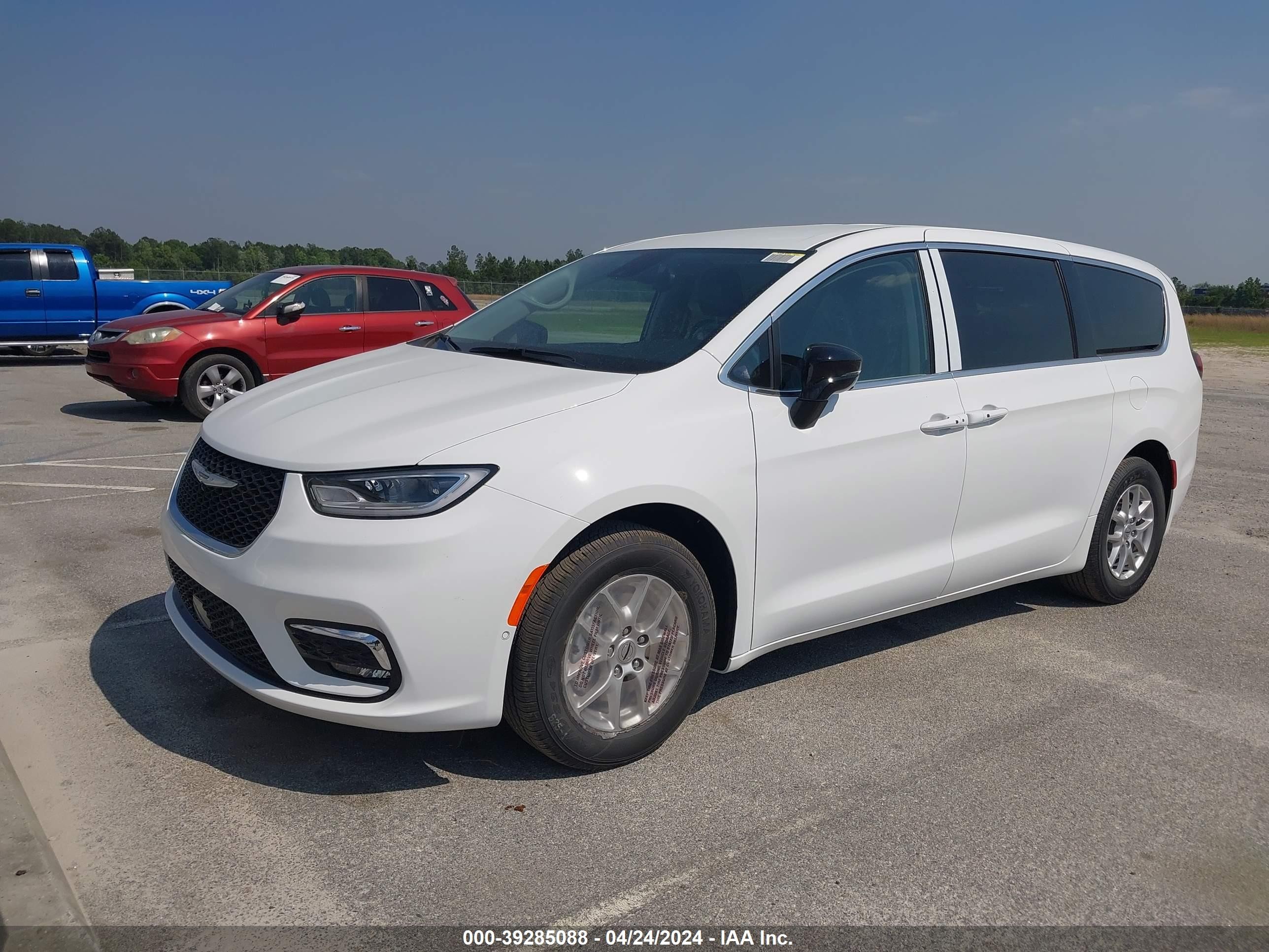 Photo 1 VIN: 2C4RC1BG4RR151019 - CHRYSLER PACIFICA 