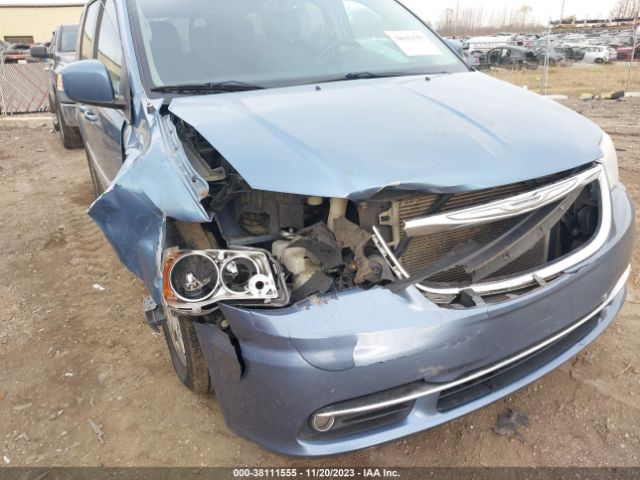 Photo 5 VIN: 2C4RC1BG5CR212921 - CHRYSLER TOWN & COUNTRY 