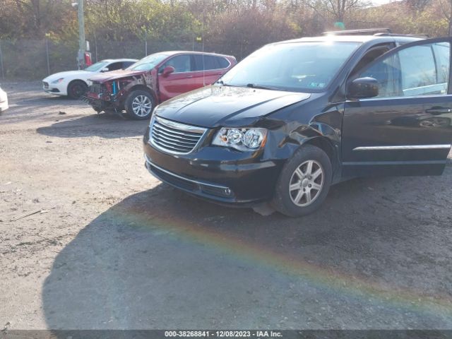 Photo 5 VIN: 2C4RC1BG5CR286534 - CHRYSLER TOWN COUNTRY 