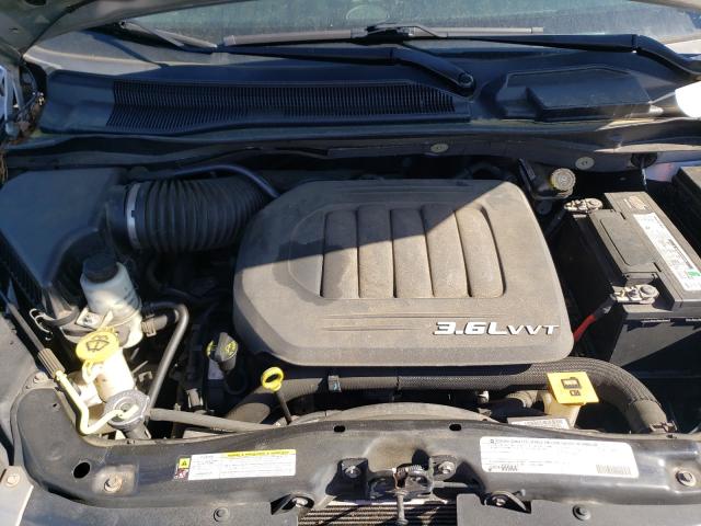 Photo 6 VIN: 2C4RC1BG5CR313621 - CHRYSLER TOWN &AMP COU 