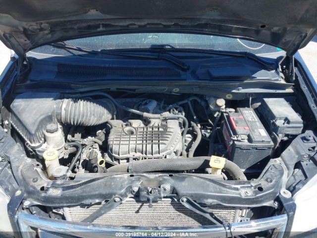 Photo 9 VIN: 2C4RC1BG5DR555164 - CHRYSLER TOWN & COUNTRY 