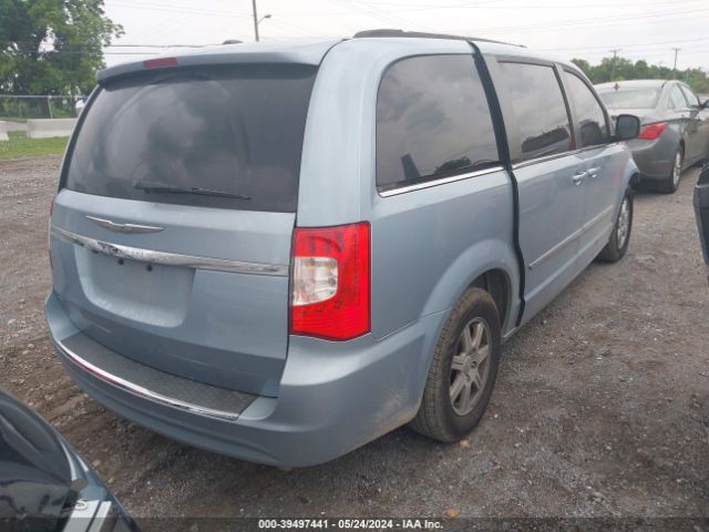 Photo 3 VIN: 2C4RC1BG5DR556394 - CHRYSLER TOWN & COUNTRY 