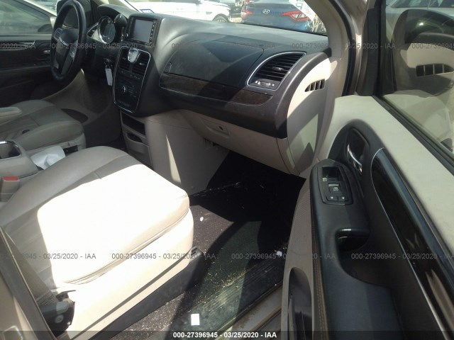 Photo 4 VIN: 2C4RC1BG5DR573292 - CHRYSLER TOWN & COUNTRY 