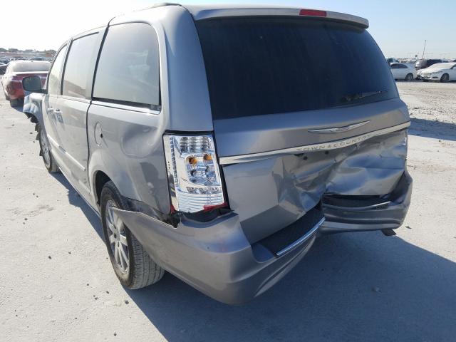 Photo 2 VIN: 2C4RC1BG5DR645625 - CHRYSLER TOWN & COU 