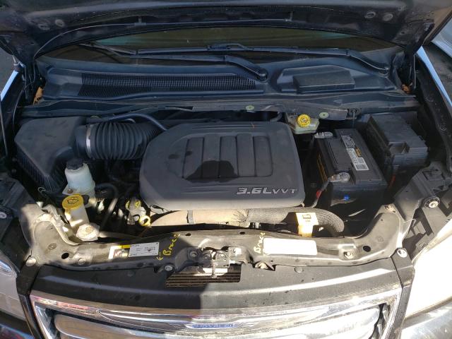 Photo 6 VIN: 2C4RC1BG5DR690113 - CHRYSLER TOWN &AMP COU 