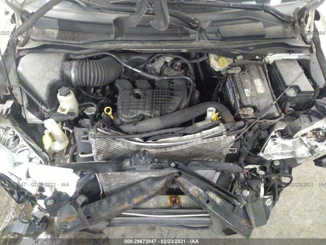 Photo 9 VIN: 2C4RC1BG5DR690614 - CHRYSLER TOWN & COUNTRY 