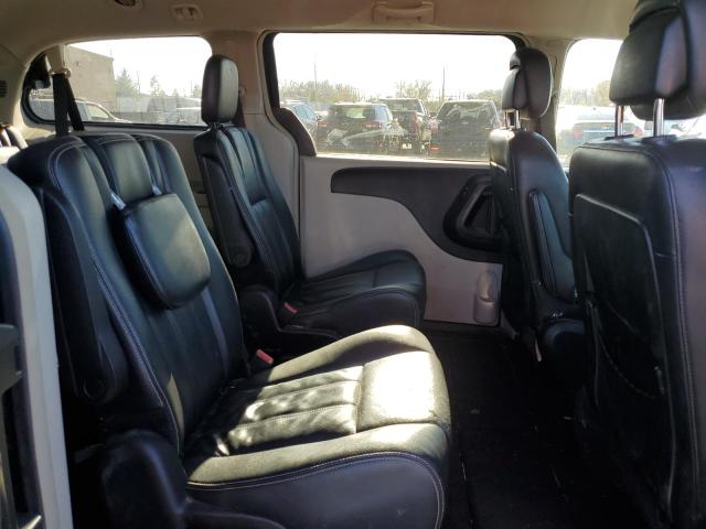 Photo 10 VIN: 2C4RC1BG5ER126981 - CHRYSLER TOWN & COU 