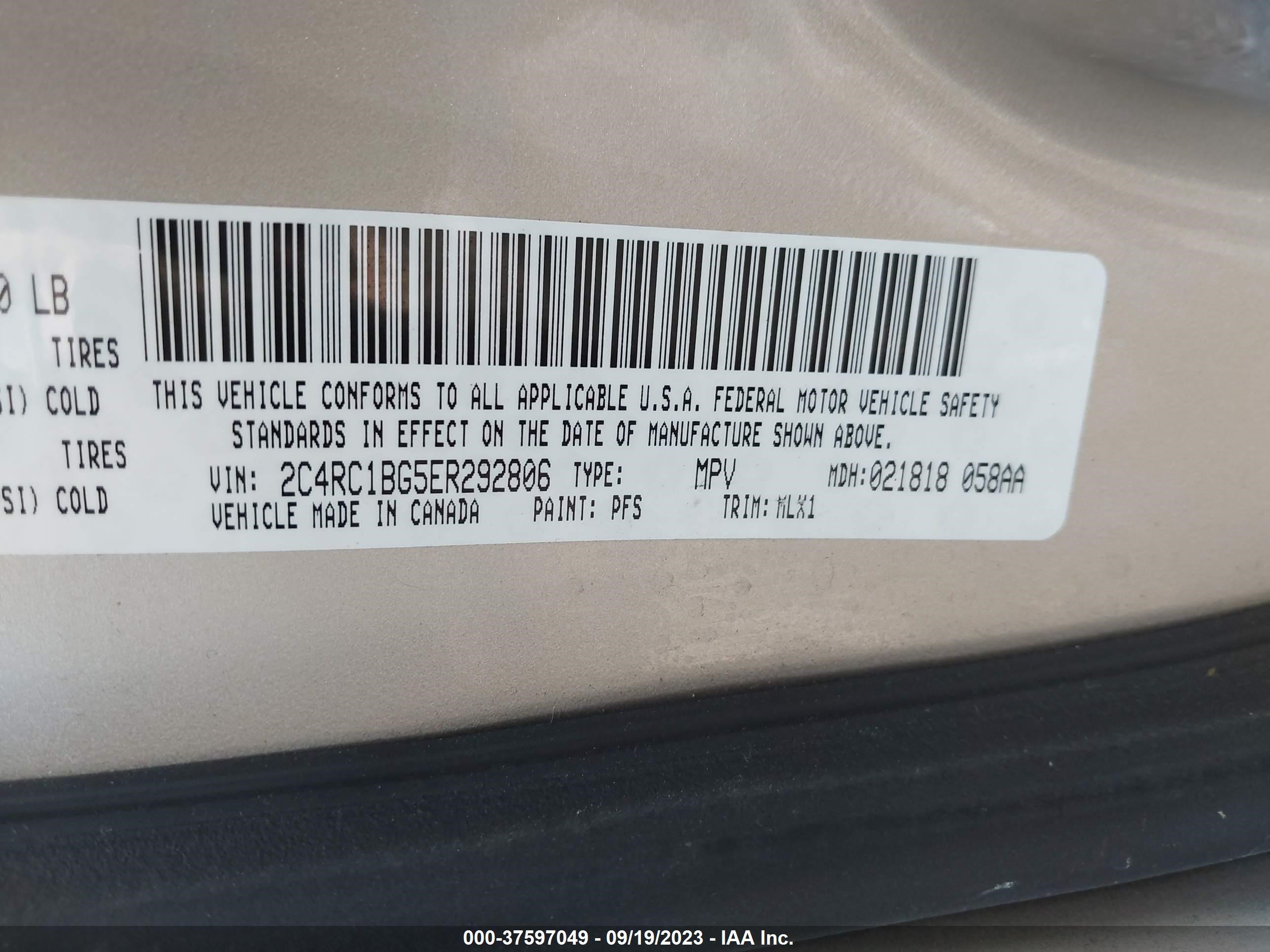 Photo 8 VIN: 2C4RC1BG5ER292806 - CHRYSLER TOWN & COUNTRY 