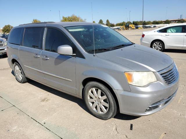 Photo 3 VIN: 2C4RC1BG5ER314271 - CHRYSLER TOWN & COU 