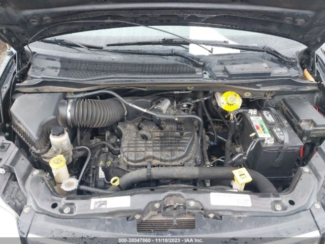 Photo 9 VIN: 2C4RC1BG5ER402835 - CHRYSLER TOWN & COUNTRY 