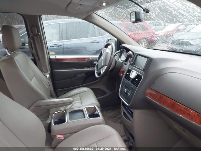 Photo 4 VIN: 2C4RC1BG5FR596221 - CHRYSLER TOWN & COUNTRY 