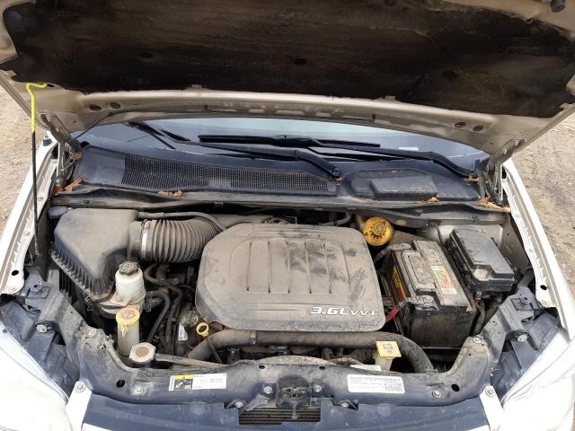 Photo 6 VIN: 2C4RC1BG5FR609162 - CHRYSLER TOWN & COU 