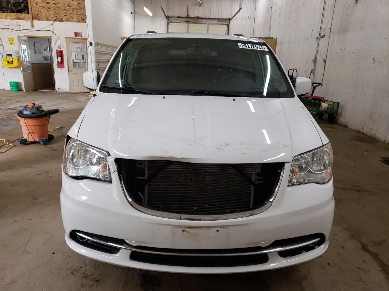 Photo 4 VIN: 2C4RC1BG5FR627564 - CHRYSLER TOWN & COUNTRY 