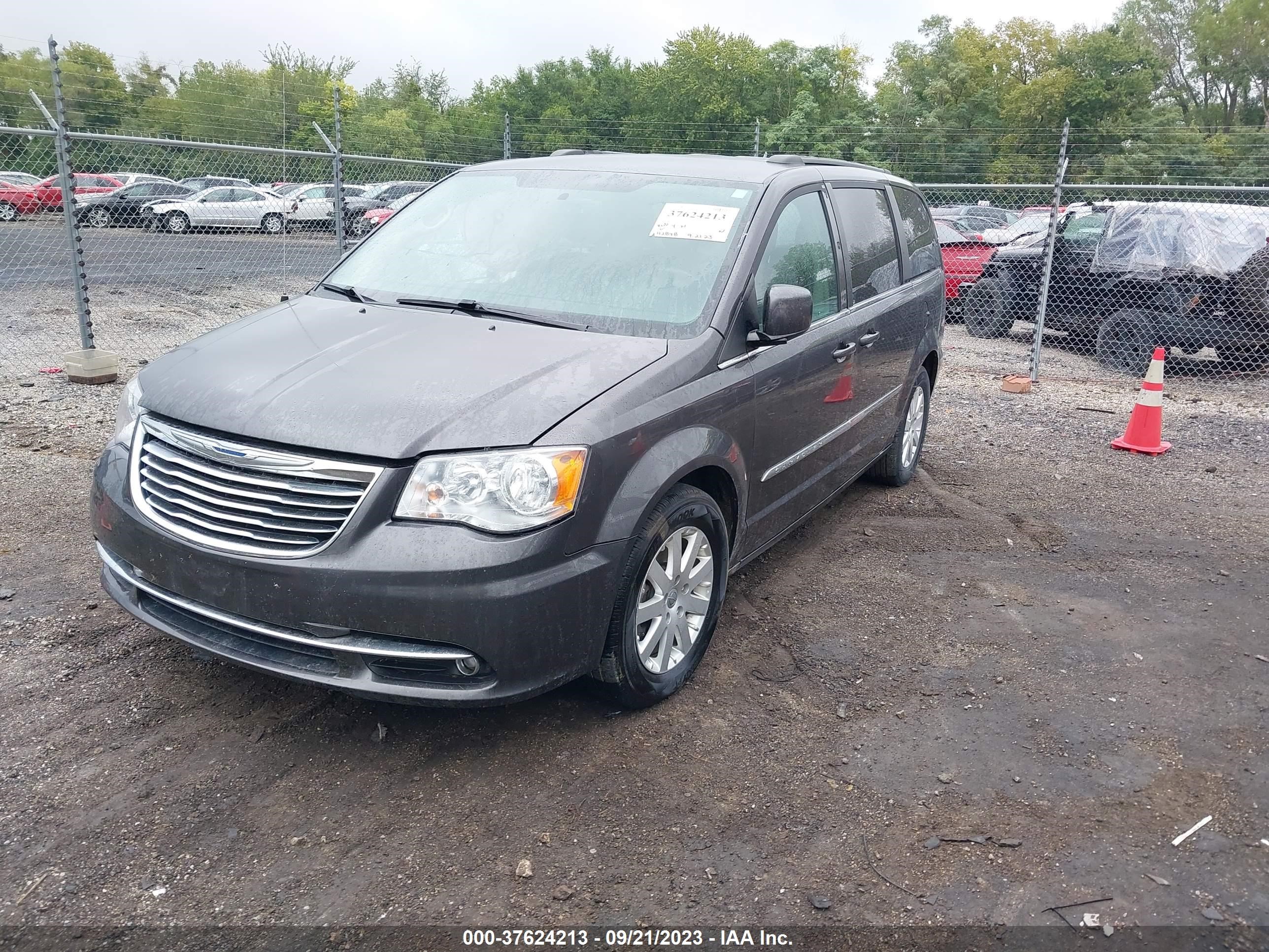 Photo 1 VIN: 2C4RC1BG5FR673265 - CHRYSLER TOWN & COUNTRY 