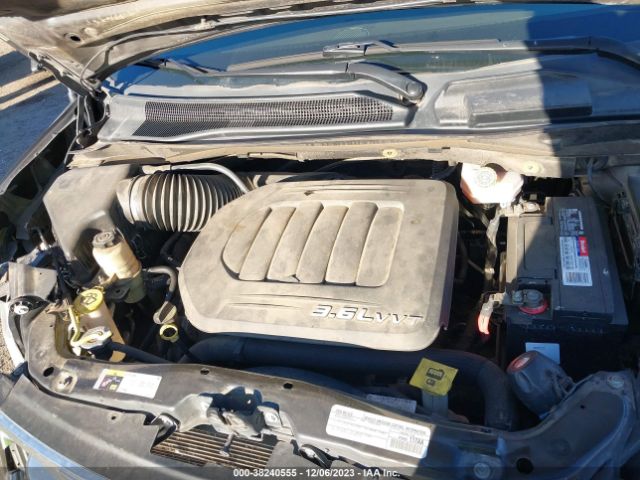 Photo 9 VIN: 2C4RC1BG5FR677333 - CHRYSLER TOWN & COUNTRY 