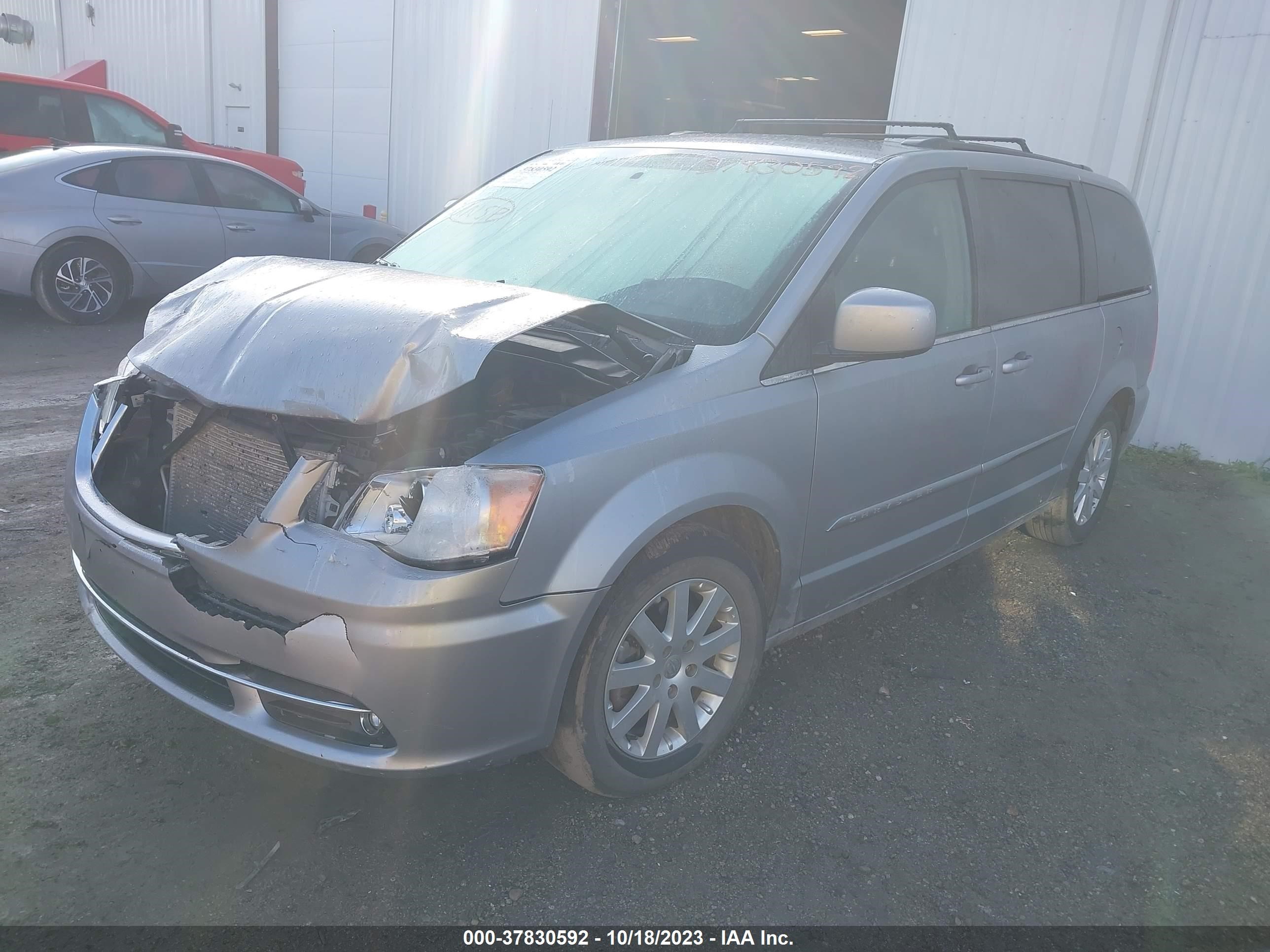 Photo 1 VIN: 2C4RC1BG5FR715871 - CHRYSLER TOWN & COUNTRY 