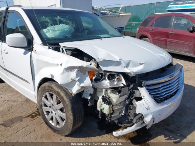 Photo 5 VIN: 2C4RC1BG5FR717636 - CHRYSLER TOWN AND COUNTRY 