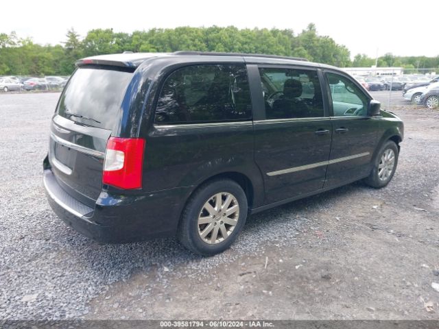 Photo 3 VIN: 2C4RC1BG5FR740916 - CHRYSLER TOWN AND COUNTRY 