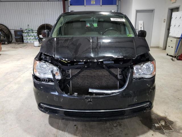 Photo 4 VIN: 2C4RC1BG5GR213749 - CHRYSLER TOWN & COU 