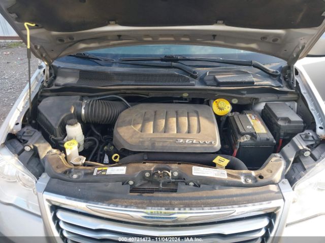 Photo 9 VIN: 2C4RC1BG5GR237775 - CHRYSLER TOWN AND COUNTRY 