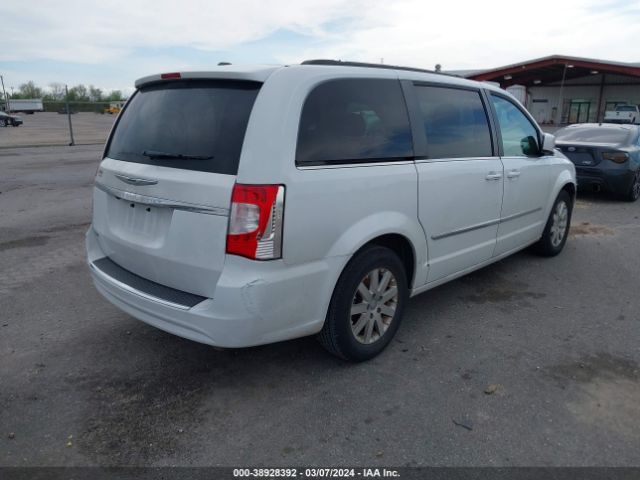 Photo 3 VIN: 2C4RC1BG5GR282358 - CHRYSLER TOWN & COUNTRY 