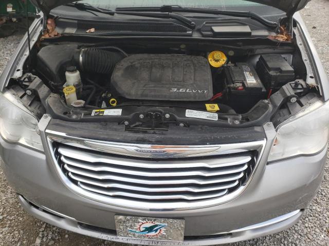 Photo 11 VIN: 2C4RC1BG5GR288614 - CHRYSLER TOWN & COU 