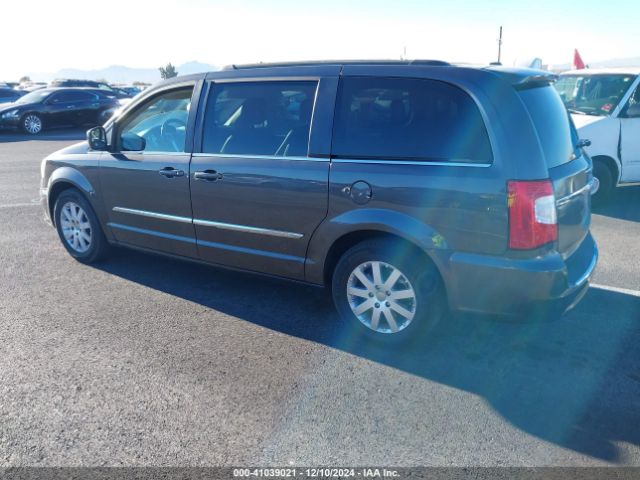 Photo 2 VIN: 2C4RC1BG5GR297359 - CHRYSLER TOWN AND COUNTRY 