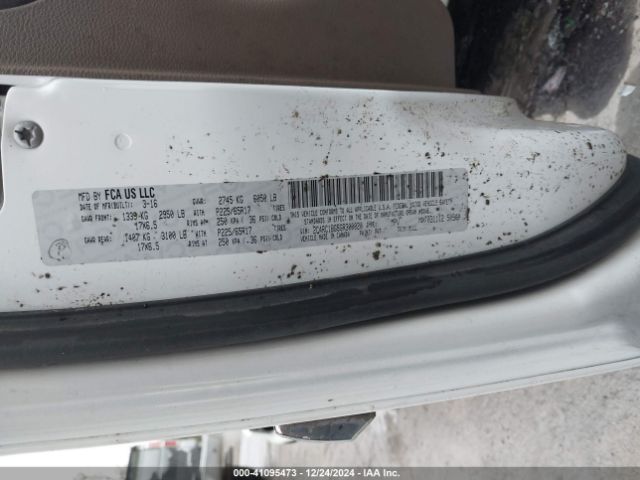 Photo 8 VIN: 2C4RC1BG5GR300020 - CHRYSLER TOWN AND COUNTRY 