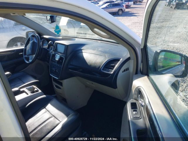 Photo 4 VIN: 2C4RC1BG5GR301586 - CHRYSLER TOWN AND COUNTRY 