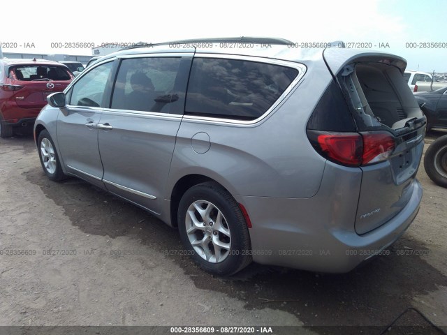 Photo 2 VIN: 2C4RC1BG5HR520629 - CHRYSLER PACIFICA 