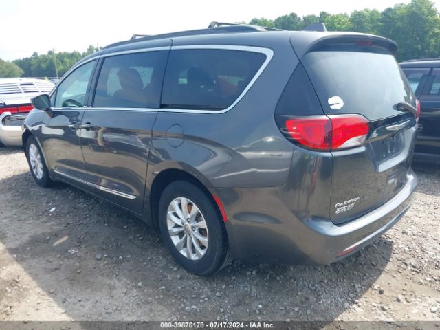 Photo 2 VIN: 2C4RC1BG5HR524051 - CHRYSLER PACIFICA 