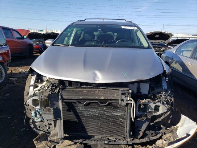 Photo 4 VIN: 2C4RC1BG5HR535034 - CHRYSLER PACIFICA 