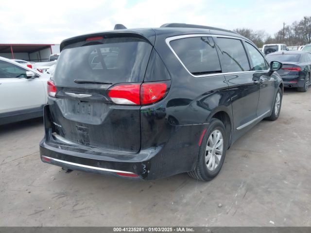 Photo 3 VIN: 2C4RC1BG5HR535339 - CHRYSLER PACIFICA 