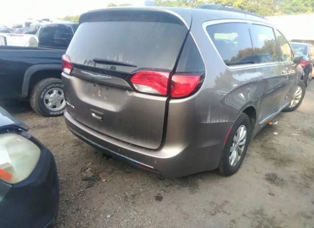 Photo 3 VIN: 2C4RC1BG5HR705330 - CHRYSLER PACIFICA 