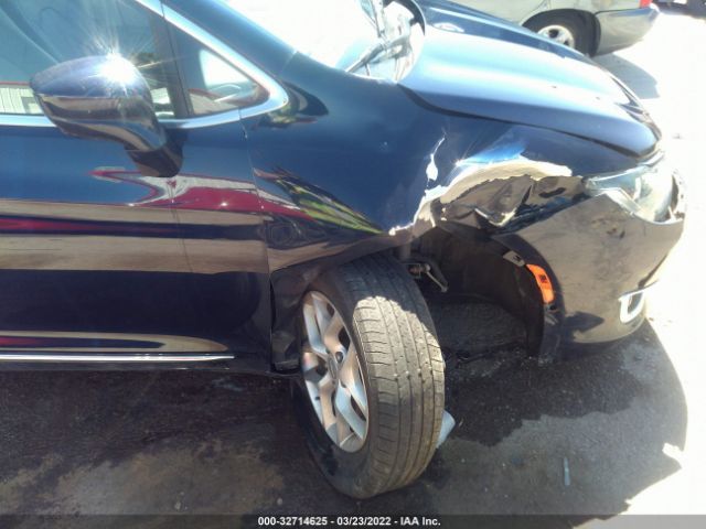 Photo 5 VIN: 2C4RC1BG5JR111620 - CHRYSLER PACIFICA 