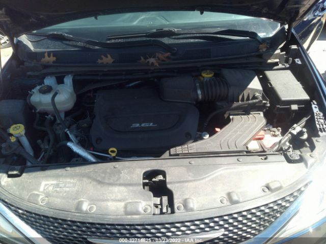 Photo 9 VIN: 2C4RC1BG5JR111620 - CHRYSLER PACIFICA 