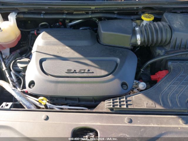 Photo 9 VIN: 2C4RC1BG5JR113805 - CHRYSLER PACIFICA 