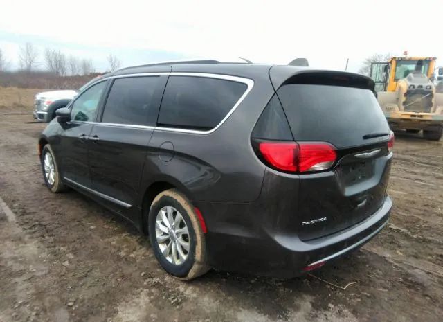 Photo 2 VIN: 2C4RC1BG5JR129132 - CHRYSLER PACIFICA 