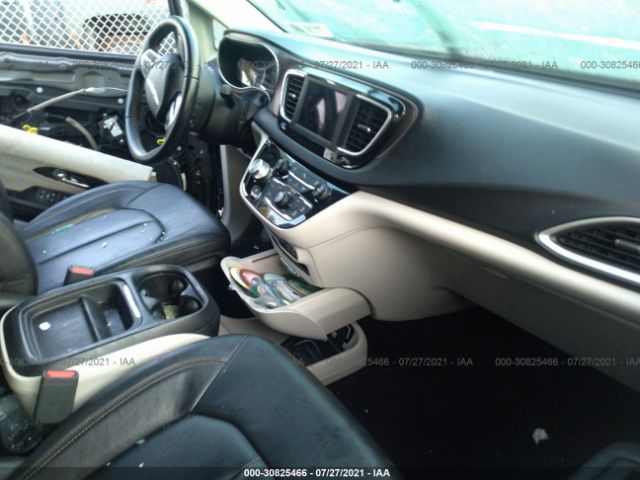 Photo 4 VIN: 2C4RC1BG5JR261226 - CHRYSLER PACIFICA 