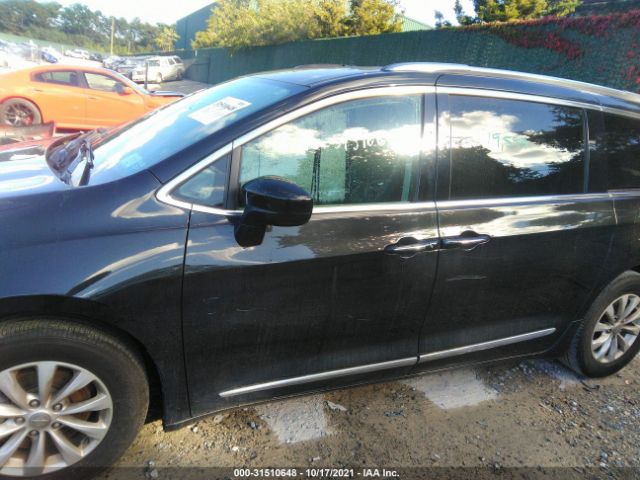 Photo 5 VIN: 2C4RC1BG5KR577534 - CHRYSLER PACIFICA 