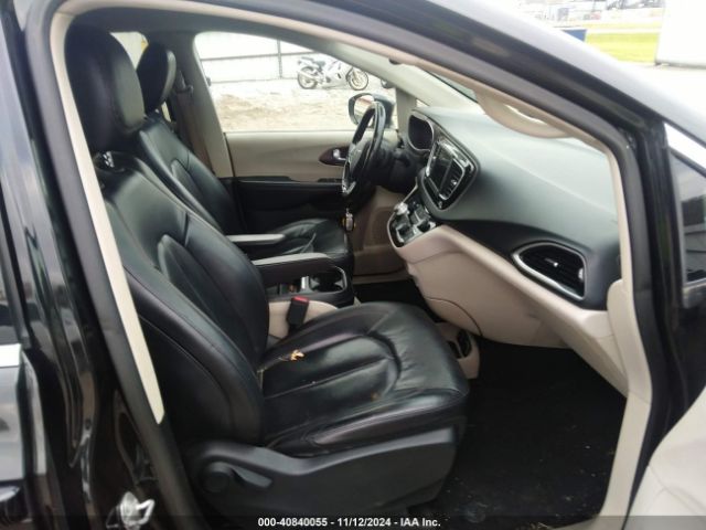 Photo 4 VIN: 2C4RC1BG5KR650109 - CHRYSLER PACIFICA 