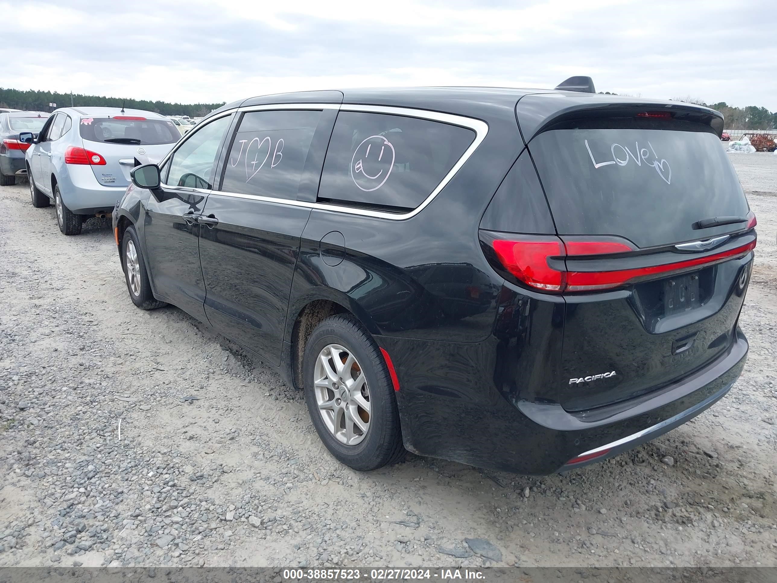 Photo 2 VIN: 2C4RC1BG5PR521309 - CHRYSLER PACIFICA 