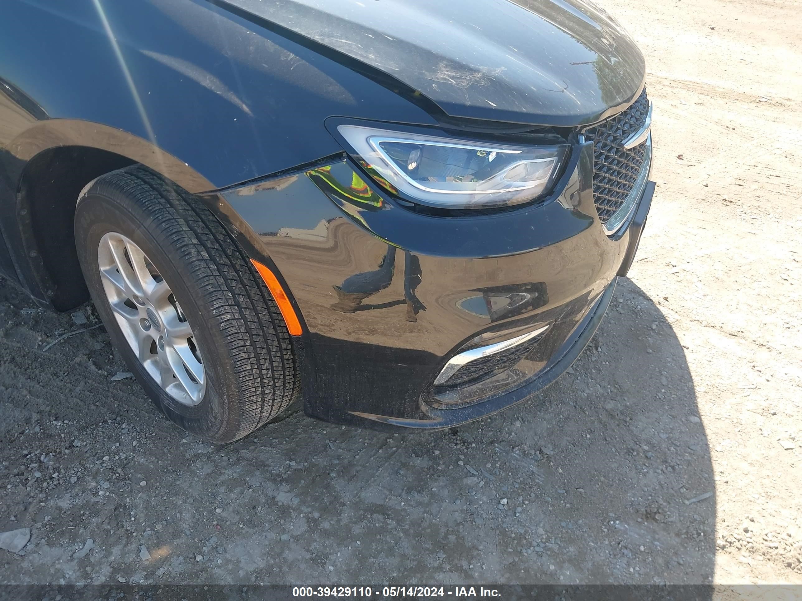 Photo 5 VIN: 2C4RC1BG5PR532746 - CHRYSLER PACIFICA 