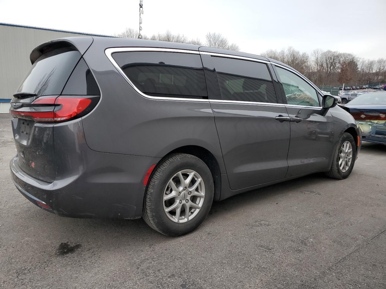 Photo 2 VIN: 2C4RC1BG5PR536621 - CHRYSLER PACIFICA 