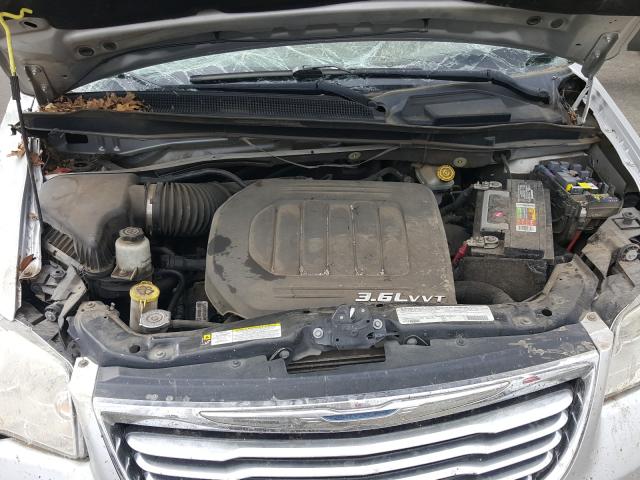 Photo 6 VIN: 2C4RC1BG6CR136562 - CHRYSLER TOWN & COU 