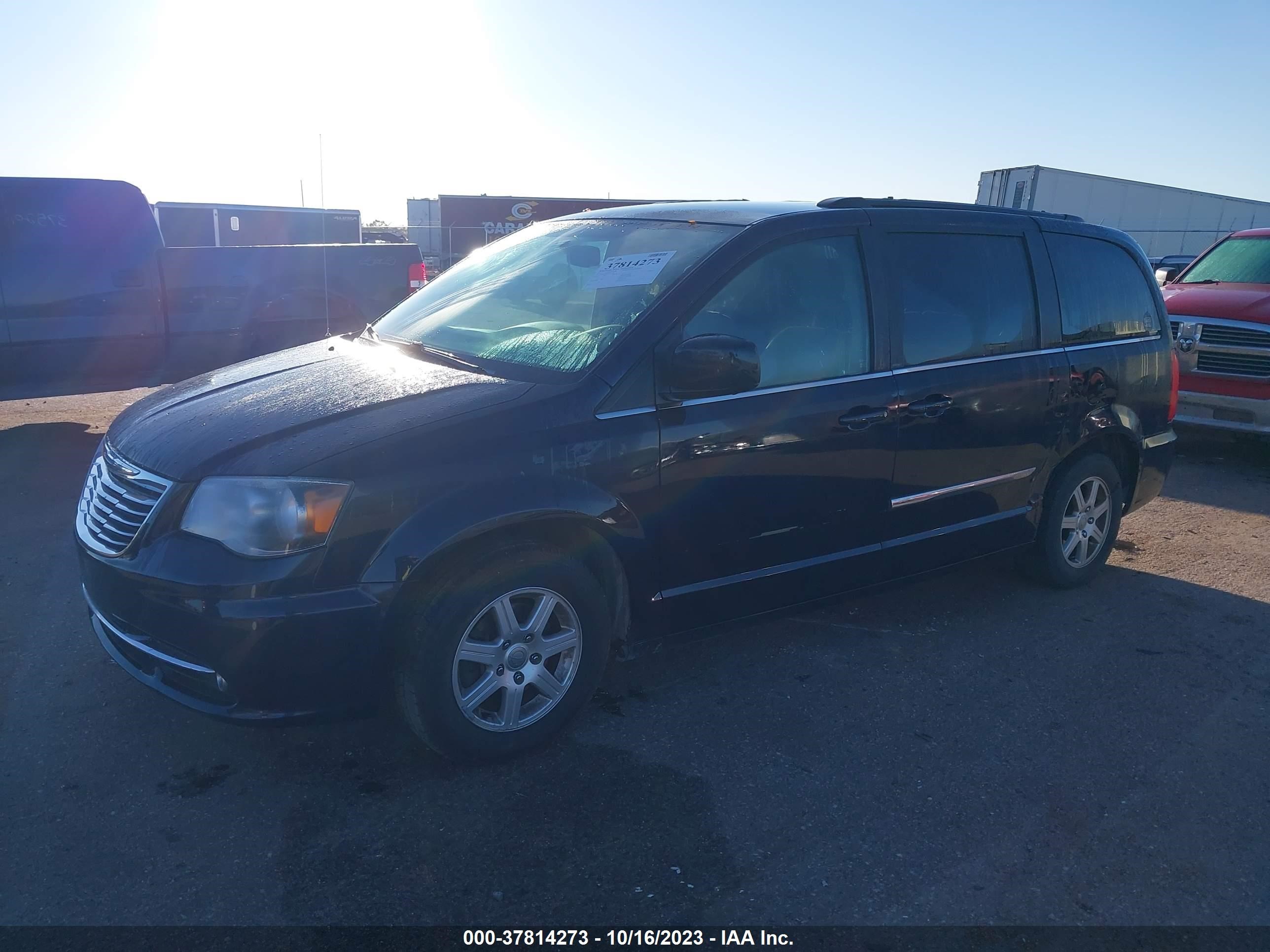 Photo 1 VIN: 2C4RC1BG6CR227556 - CHRYSLER TOWN & COUNTRY 