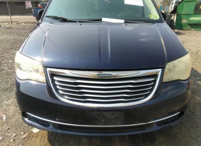 Photo 5 VIN: 2C4RC1BG6CR282850 - CHRYSLER TOWN & COUNTRY 