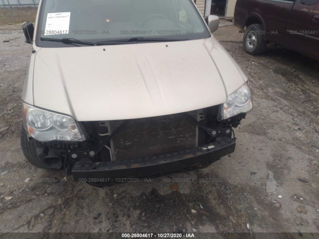 Photo 5 VIN: 2C4RC1BG6CR306497 - CHRYSLER TOWN & COUNTRY 